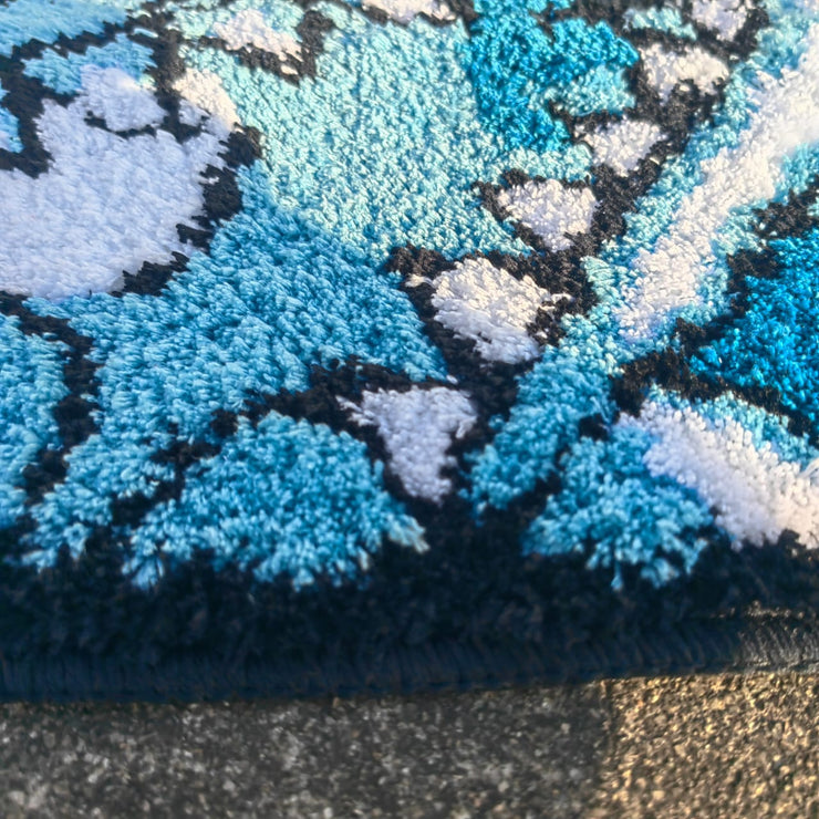 Blue Eyes Tufted Rug