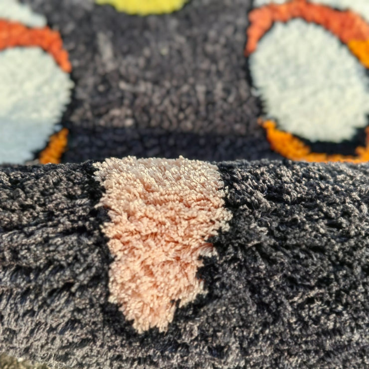 Moon Cat Tufted Rug